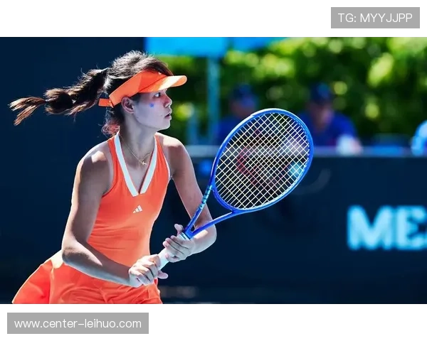 网球赛场风云再起 新星崛起挑战顶级高手争夺世界排名第一